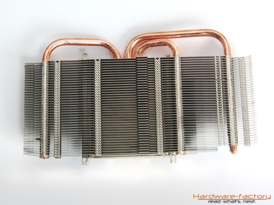 Der Kühler selbst wiegt 250 Gramm