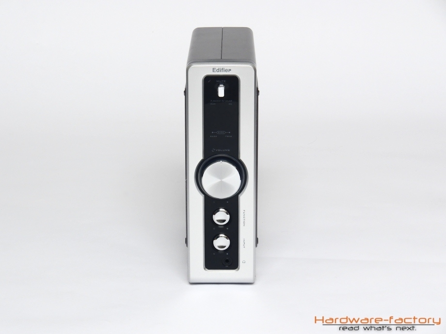 Die Schaltzentrale des HCS2330-Sets