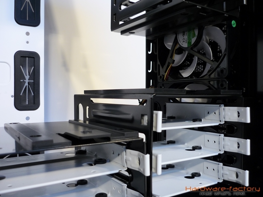 ... wodurch der Airflow im Gehäuse optimiert werden kann.