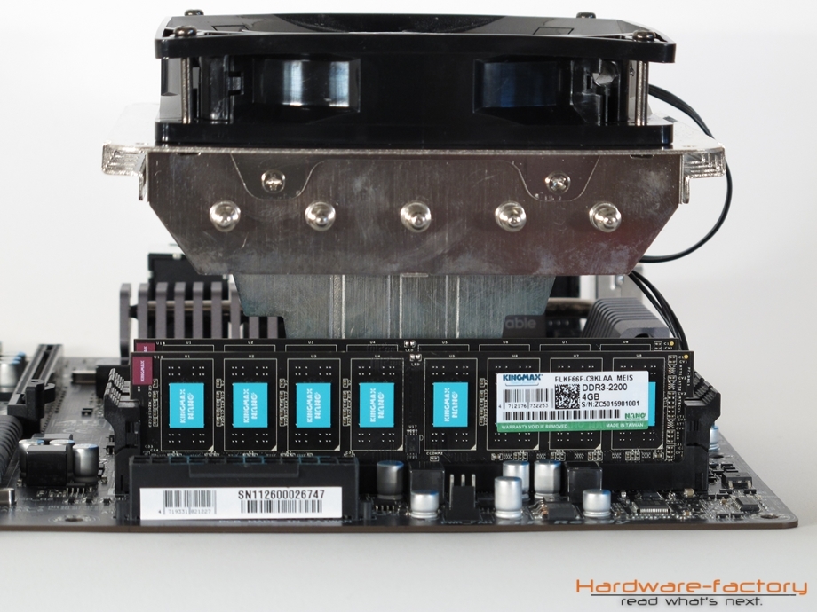 Dank des Verzichts auf gesonderte Heatspreader passt der RAM nahezu überall.