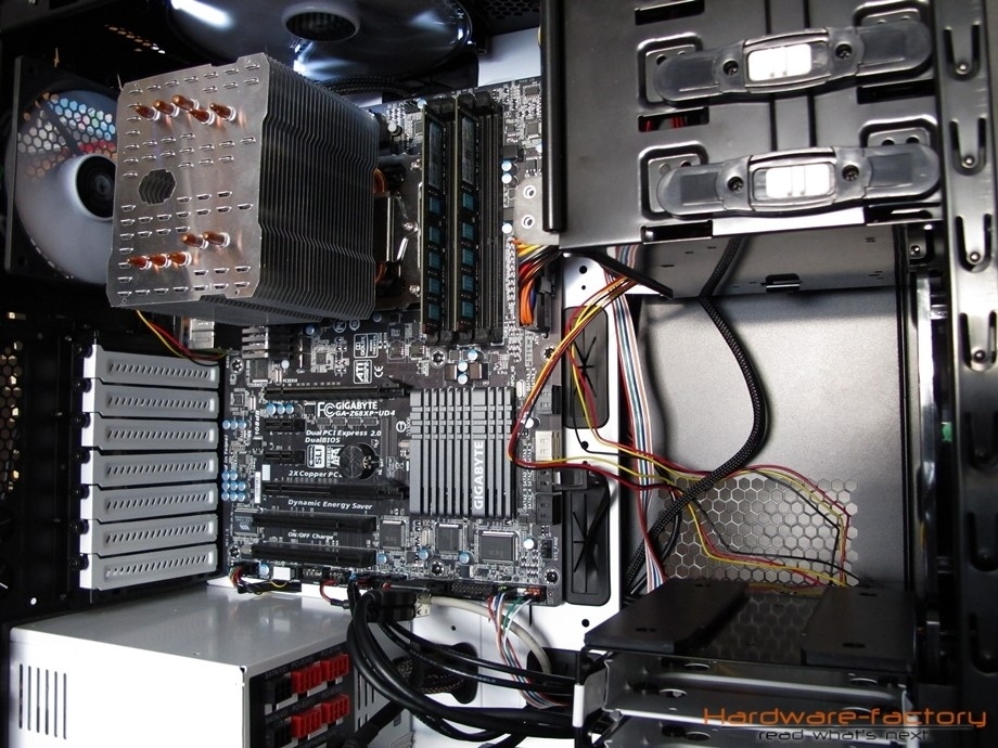 Wir testen, wie sich der Macho 120 ohne eigenen Lüfter als passiver CPU-Kühler schlägt.